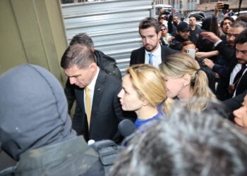 Deolane: vida com ostentação criou 'cenário fértil' para lavagem e deu ar de legalidade ao dinheiro da influenciadora, diz polícia